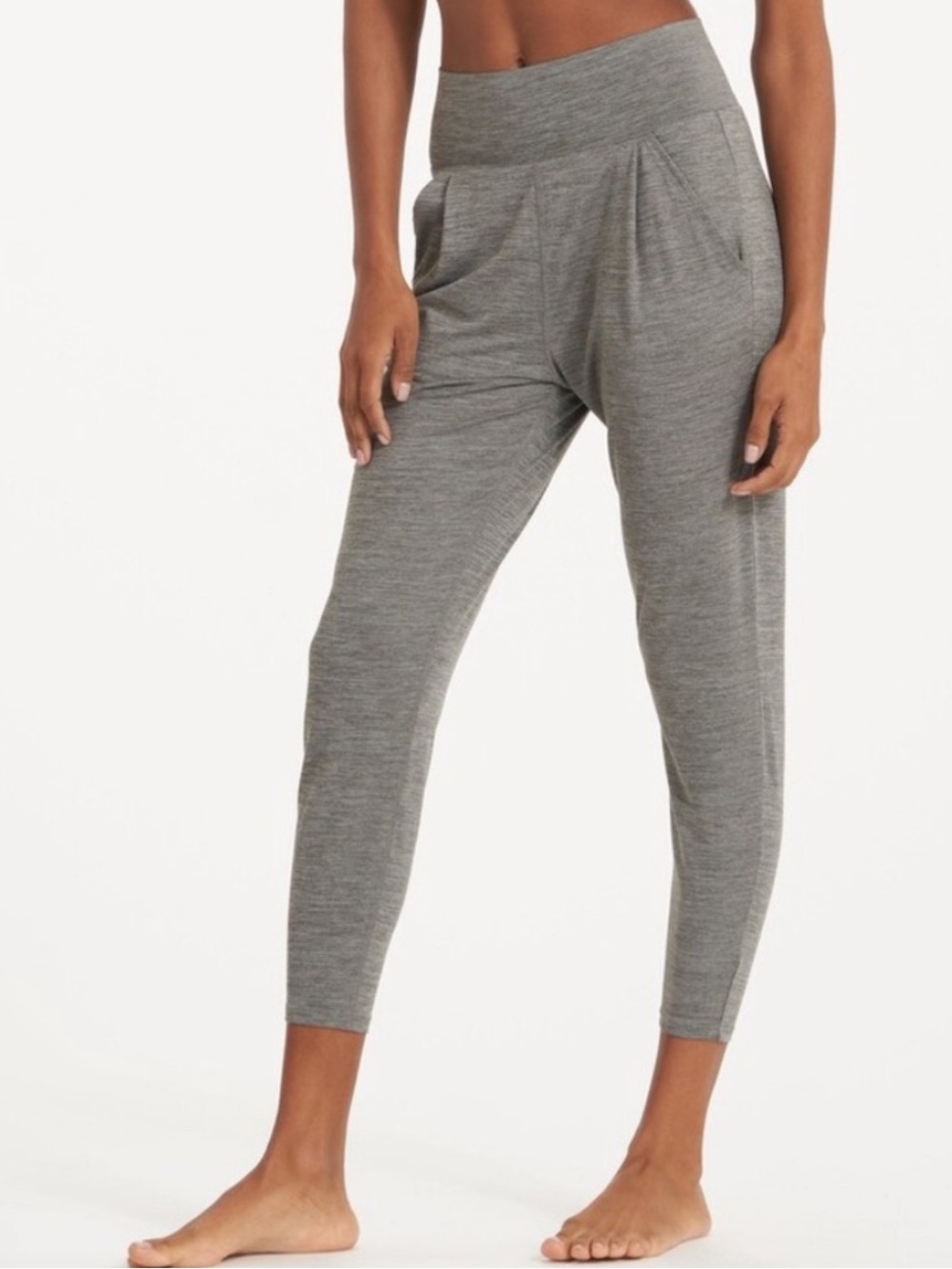 The Vuori Lux At Ease Harlem Pants Size Small